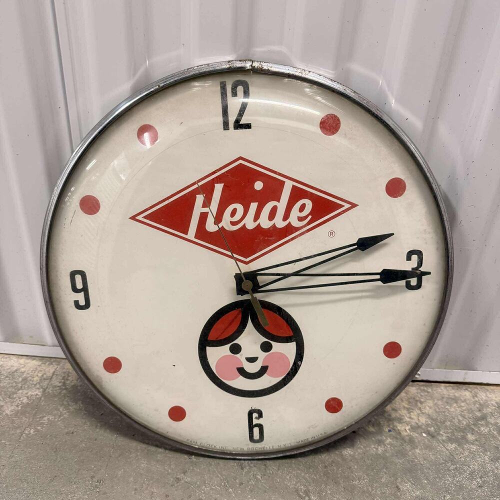 Vintage 1960's Heide Farmhouse Pam Round Glass Electric Advertising Clock *READ*